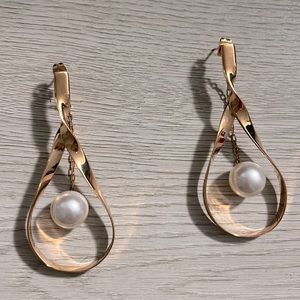 Vita Fede Gold Drop Earrings with Pearl Accent